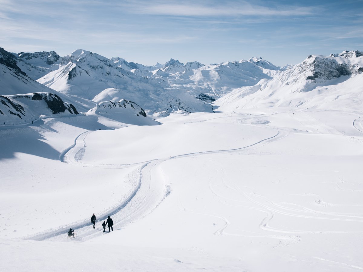 Winterwandern  (c) Daniel Zangerl - Lech Zürs Tourismus.jpg
